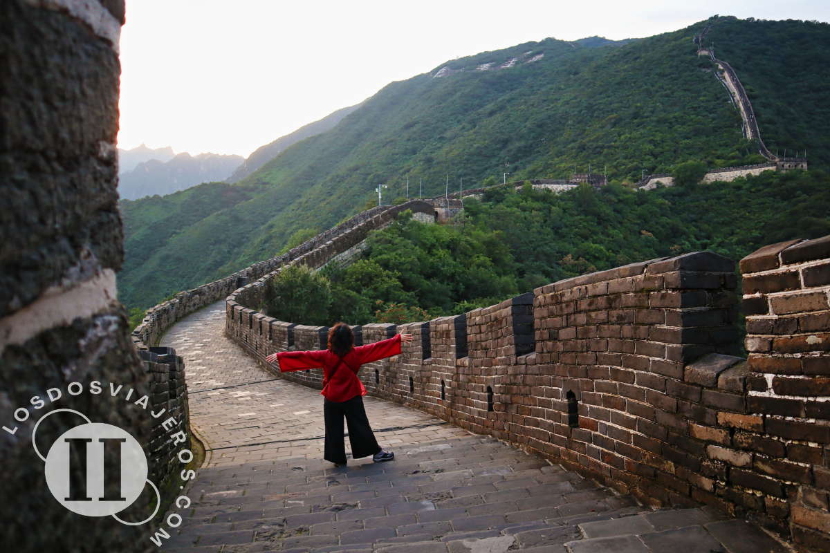 Cae el atardecer en Mutianyu, la Muralla China