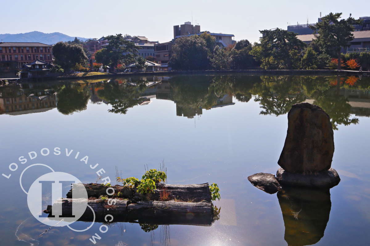 El estanque Sarusawa en Nara