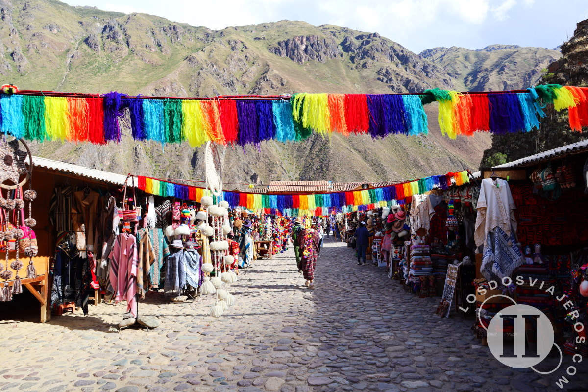 Mercado de artesanías de Ollantaytambo