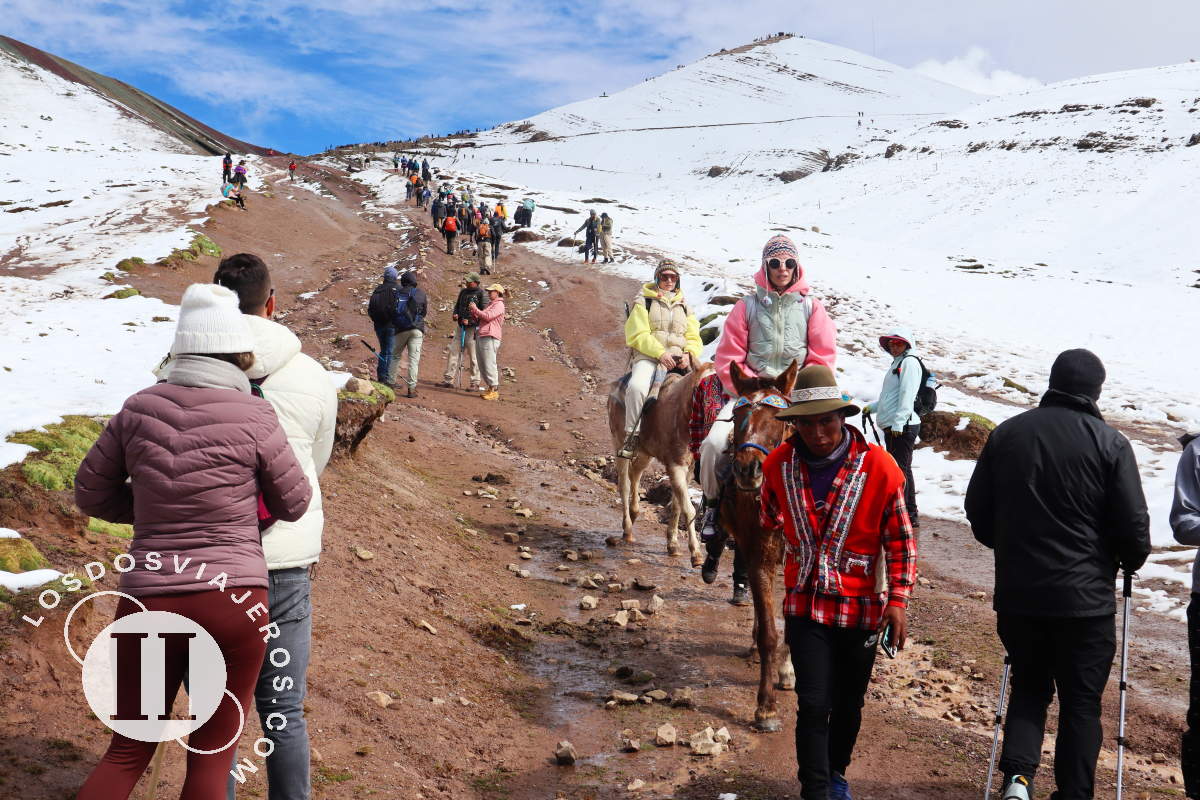 Subir en caballo a la montaña de 7 colores, Perú