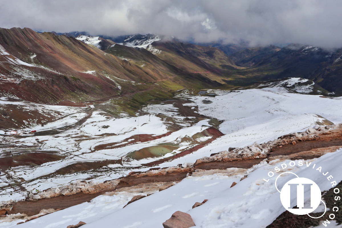Vistas nevadas desde la cima
